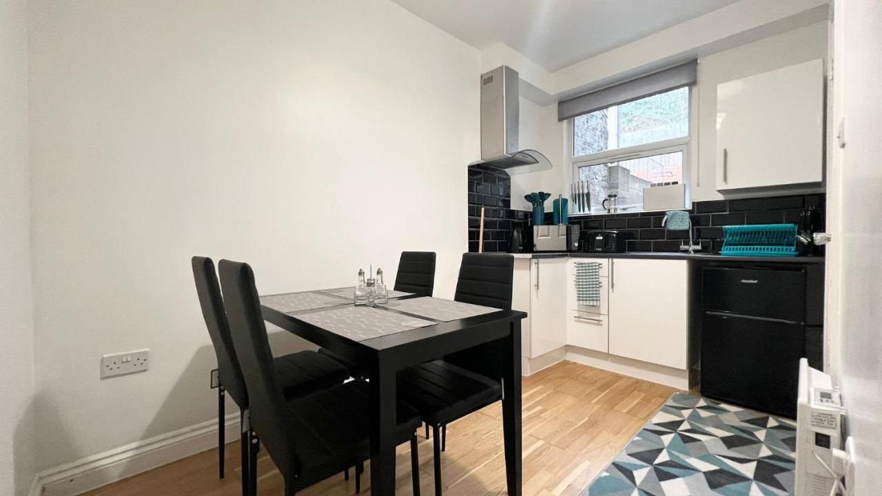 Cosy Private Studio In London Apartment Plumstead  Bagian luar foto